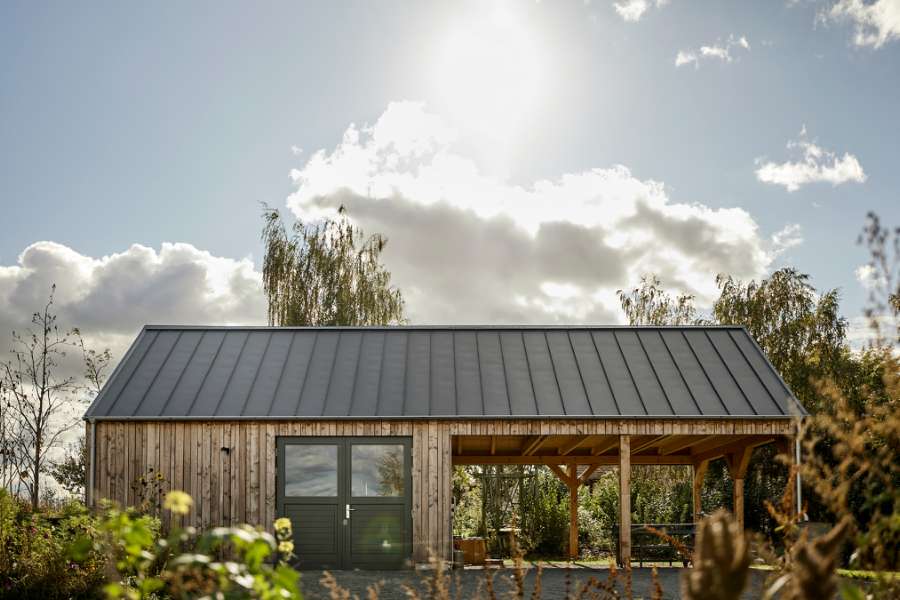 Tranquility settles under the steel roof on this idyllic nature site, Fischerstraße 11d, 14778 Päwesin, Germany